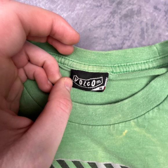 Vintage Volcom Graphic T-Shirt Mens Medium Green Y2K Skater Streetwear 0395 - Picture 3 of 7